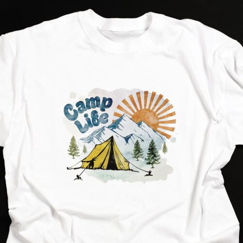 Tricou personalizat cu peisaj si text Camp life, 01